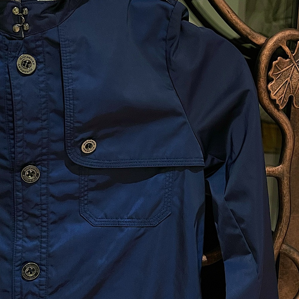 Burberry kids trench coat - Picture 3 of 8